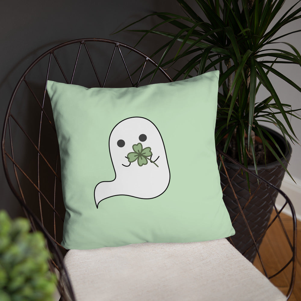 Clover Boo Basic Pillow