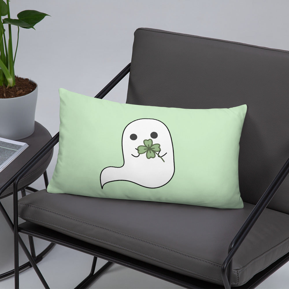 Clover Boo Basic Pillow