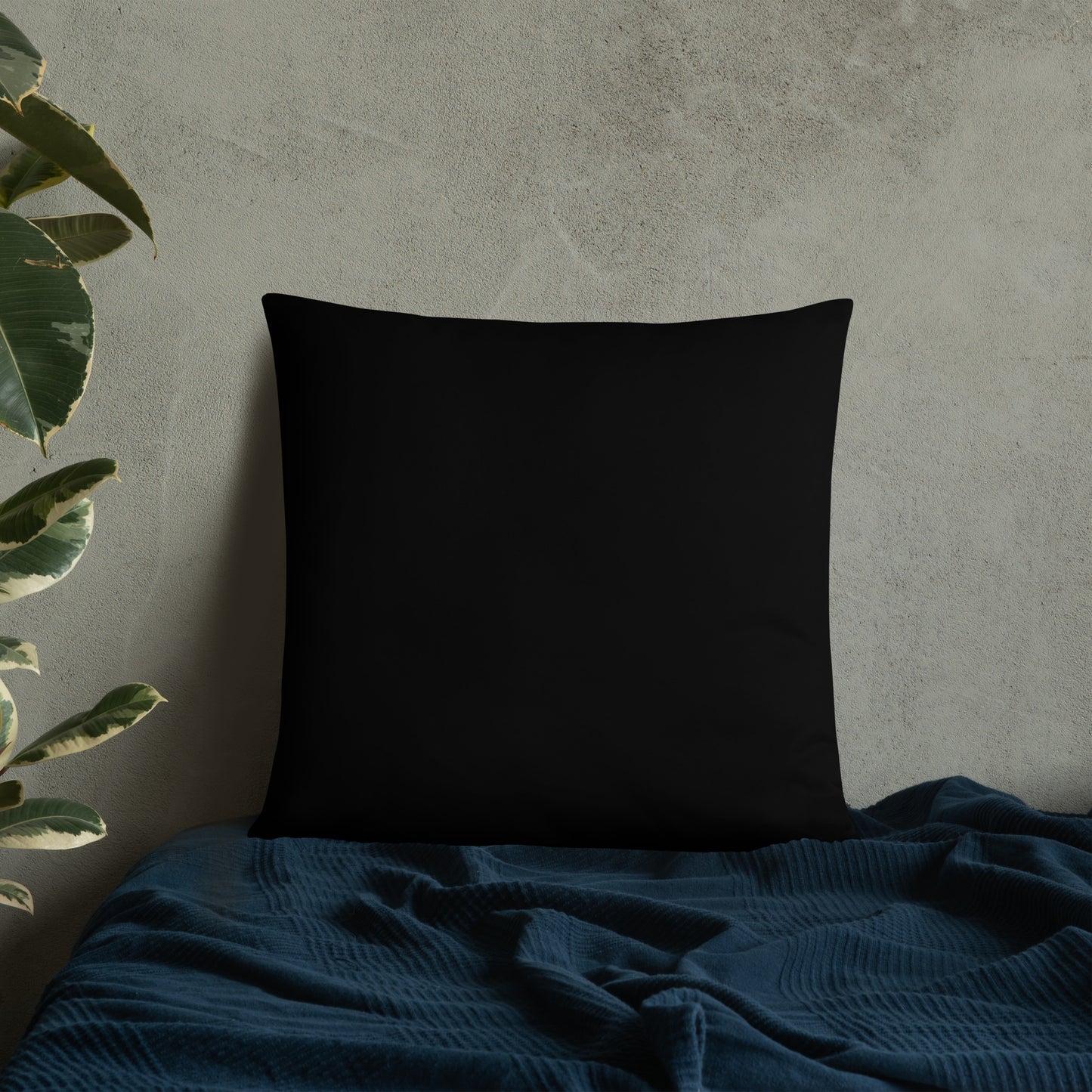 Clover Boo (black) Basic Pillow